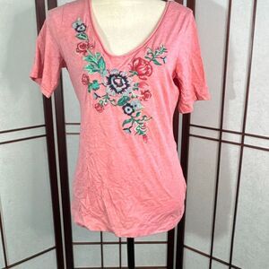 Garnet Hill pink shirt with embroidered flowers